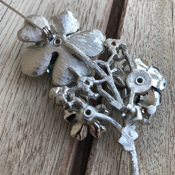 Vintage Brooch Silver Blue Enamel Flower Pin 60s - Picture 5 of 8